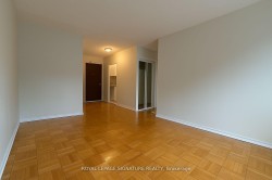 107-990 Avenue Road  Toronto, ON M5P 2K8