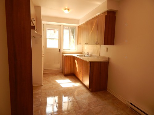 Kitchen - 1-8660 Av. Bloomfield, Montréal (Villeray/Saint-Michel/Parc-Extension), QC - Indoor