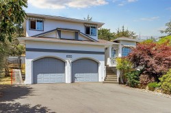 2619 Crystalview Dr  Langford, BC V9B 5W5