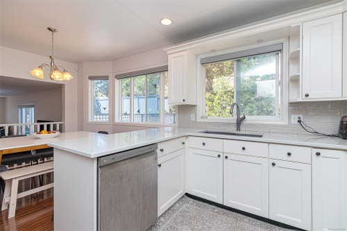 2619 Crystalview Dr, Langford, BC 