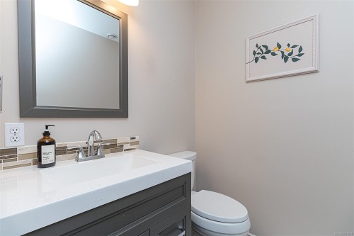 2619 Crystalview Dr, Langford, BC 