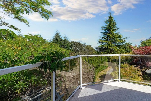 2619 Crystalview Dr, Langford, BC 