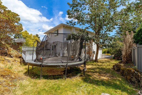 2619 Crystalview Dr, Langford, BC 