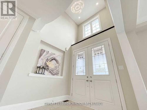 2 Stonebridge Drive, Markham, ON - Indoor Photo Showing Other Room