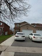 29 JAY STREET Brampton, ON L6Z 3V9