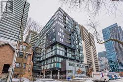 304 - 17 DUNDONALD ST STREET  Toronto, ON M4Y 1K3
