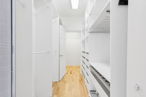 Closet - 203-2170 Rue Cartier, Montréal (Ville-Marie), QC - Indoor