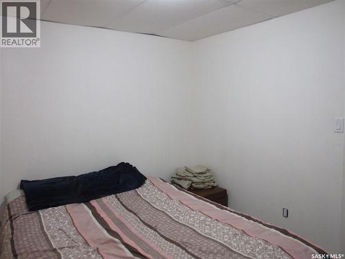 524 1St Street W, Leader, SK - Indoor Photo Showing Bedroom