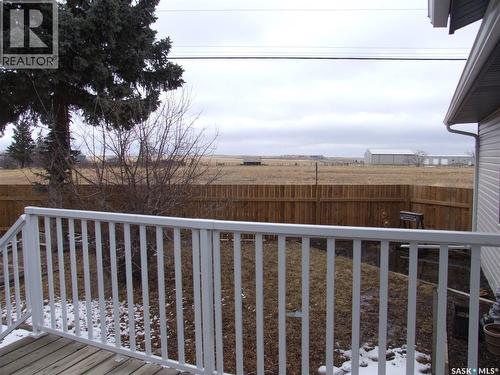 524 1St Street W, Leader, SK - Outdoor
