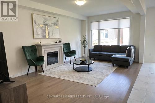 39 Action Drive - Photo 3