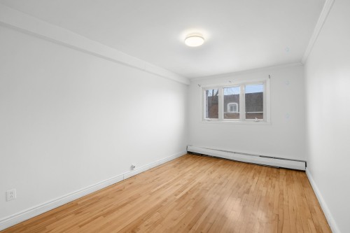 Chambre à coucher principale - 303 Rue Hyman, Dollard-Des-Ormeaux, QC - Indoor Photo Showing Other Room