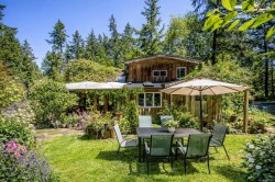 7555 Central Rd Hornby Island, BC V0R 1Z0