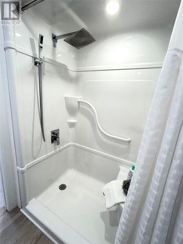 Main Bathroom - 39 Main Road, Piccadilly, NL 