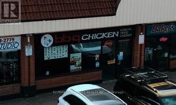 8 - 4915 STEELES AVENUE E Toronto, ON M1V 4Z3