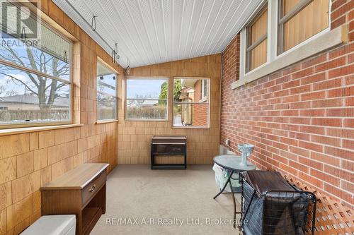 10 Clark Avenue, Kitchener, ON - Indoor