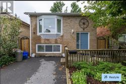 738 MOUNTAIN ASH ROAD Peterborough, ON K9J 8K1