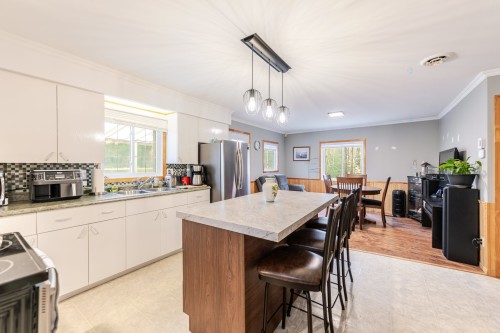 Cuisine - 321 Ch. Bourassa, Acton Vale, QC - Indoor Photo Showing Kitchen With Double Sink