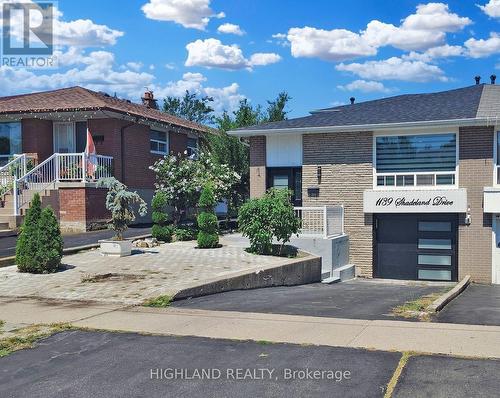 1139 SHADELAND DRIVE  Mississauga, ON L5C 1P2