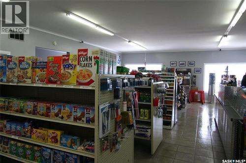 406 - 410 Railway Avenue, Eston, SK 