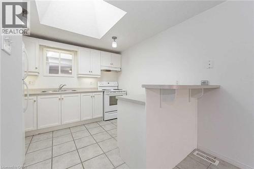 51 Boulder Crescent Unit# Upper, Guelph, ON - Indoor Photo Showing Kitchen