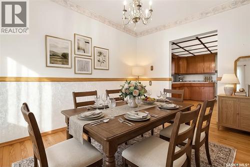 528 Athabasca Street E, Moose Jaw, SK - Indoor Photo Showing Dining Room