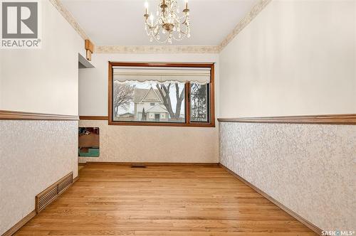 528 Athabasca Street E, Moose Jaw, SK - Indoor Photo Showing Other Room