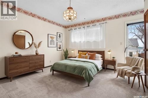 528 Athabasca Street E, Moose Jaw, SK - Indoor Photo Showing Bedroom