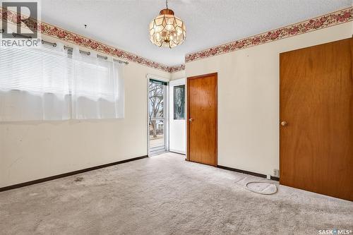 528 Athabasca Street E, Moose Jaw, SK - Indoor Photo Showing Other Room