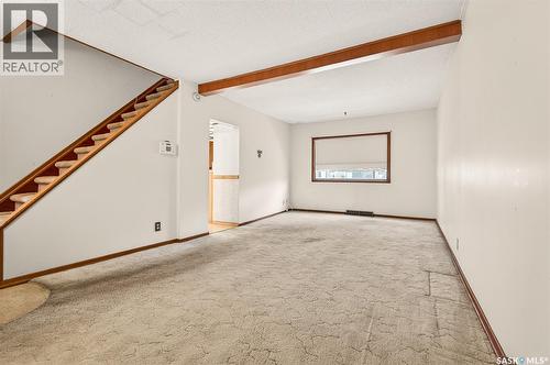 528 Athabasca Street E, Moose Jaw, SK - Indoor Photo Showing Other Room