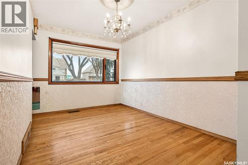 528 Athabasca Street E, Moose Jaw, SK - Indoor Photo Showing Other Room