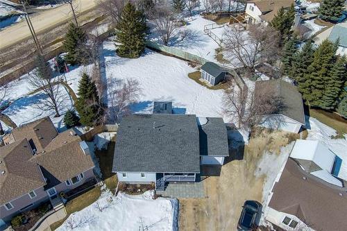 9 Cedar Bay, Stonewall, MB 