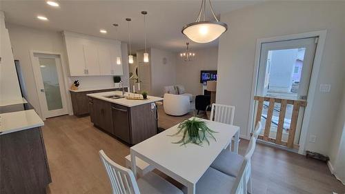 226 Granite Grove Rd, Winnipeg, MB 