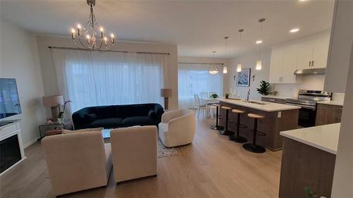 226 Granite Grove Rd, Winnipeg, MB 