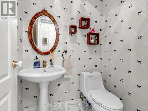92 Braeside Square, Markham, ON - Indoor Photo Showing Bathroom