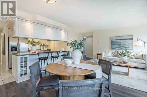 1105 - 155 Kent Street, London East (East F), ON - Indoor