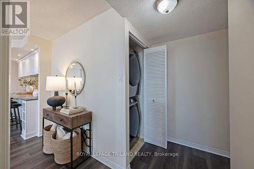 1105 - 155 Kent Street, London East (East F), ON - Indoor Photo Showing Other Room