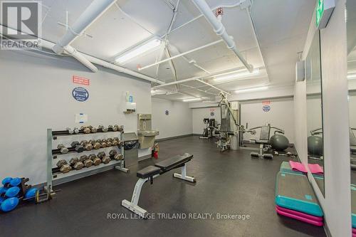1105 - 155 Kent Street, London East (East F), ON - Indoor Photo Showing Gym Room