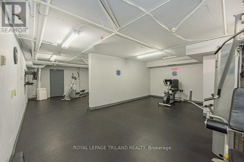 1105 - 155 Kent Street, London East (East F), ON - Indoor