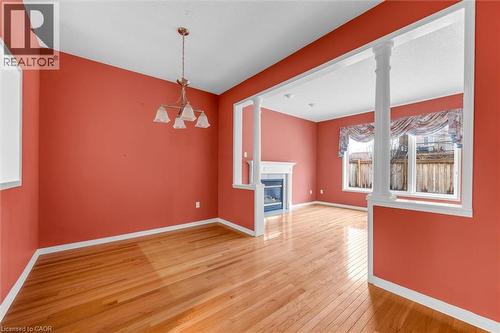 10 Davidson Boulevard Unit# 1, Dundas, ON - Indoor Photo Showing Other Room With Fireplace