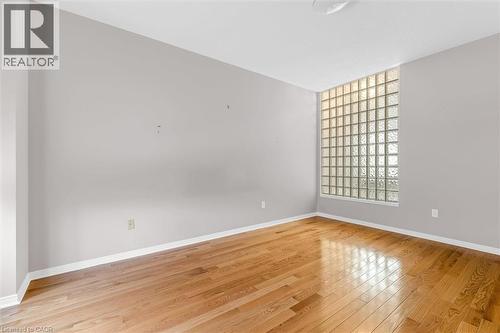 10 Davidson Boulevard Unit# 1, Dundas, ON - Indoor Photo Showing Other Room