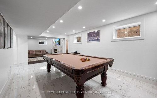 1071 Westmount Avenue, Mississauga, ON - Indoor Photo Showing Other Room