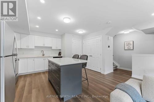 419 Pilot Private, Ottawa, ON - Indoor Photo Showing Kitchen With Upgraded Kitchen