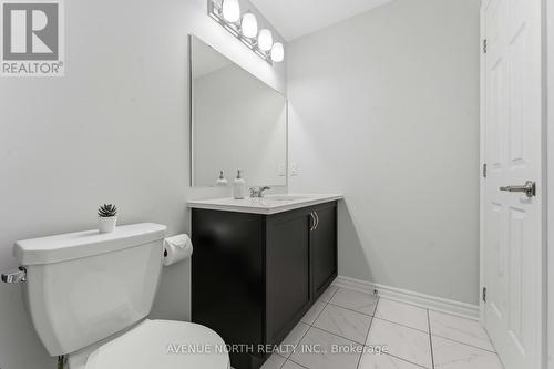 419 Pilot Private, Ottawa, ON - Indoor Photo Showing Bathroom