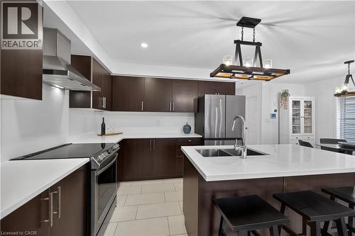 30 Patterson Drive, Caledonia, ON - Indoor Photo Showing Kitchen With Double Sink With Upgraded Kitchen