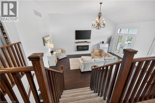 30 Patterson Drive, Caledonia, ON - Indoor Photo Showing Other Room