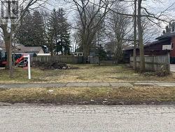 240 CUMBERLAND STREET Minto, ON N0G 2P0