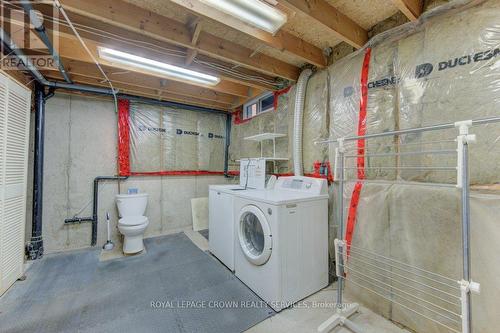 828 Elgin Street N, Cambridge, ON - Indoor Photo Showing Laundry Room