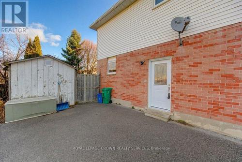 828 Elgin Street N, Cambridge, ON - Outdoor With Exterior