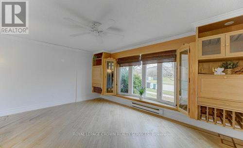 828 Elgin Street N, Cambridge, ON - Indoor Photo Showing Other Room