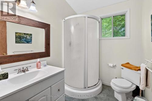 450 Brooks Point Road, Rideau Lakes, ON - Indoor Photo Showing Bathroom